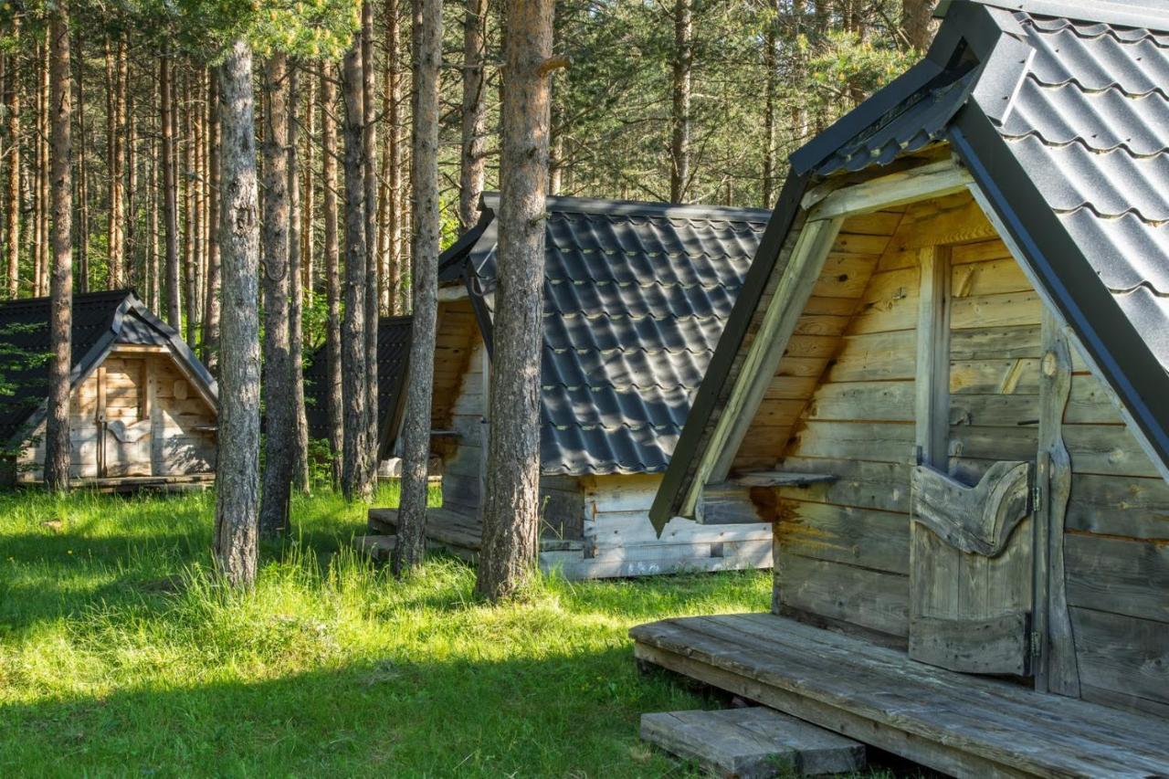 Eco Camp Chalets Pod Gorom جابلياك المظهر الخارجي الصورة