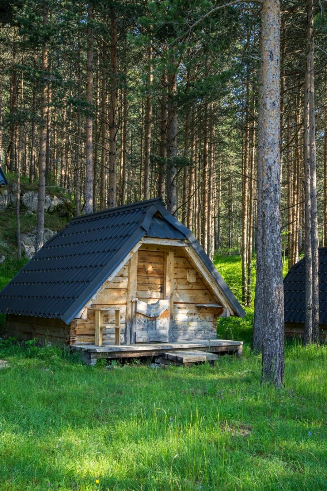 Eco Camp Chalets Pod Gorom جابلياك المظهر الخارجي الصورة