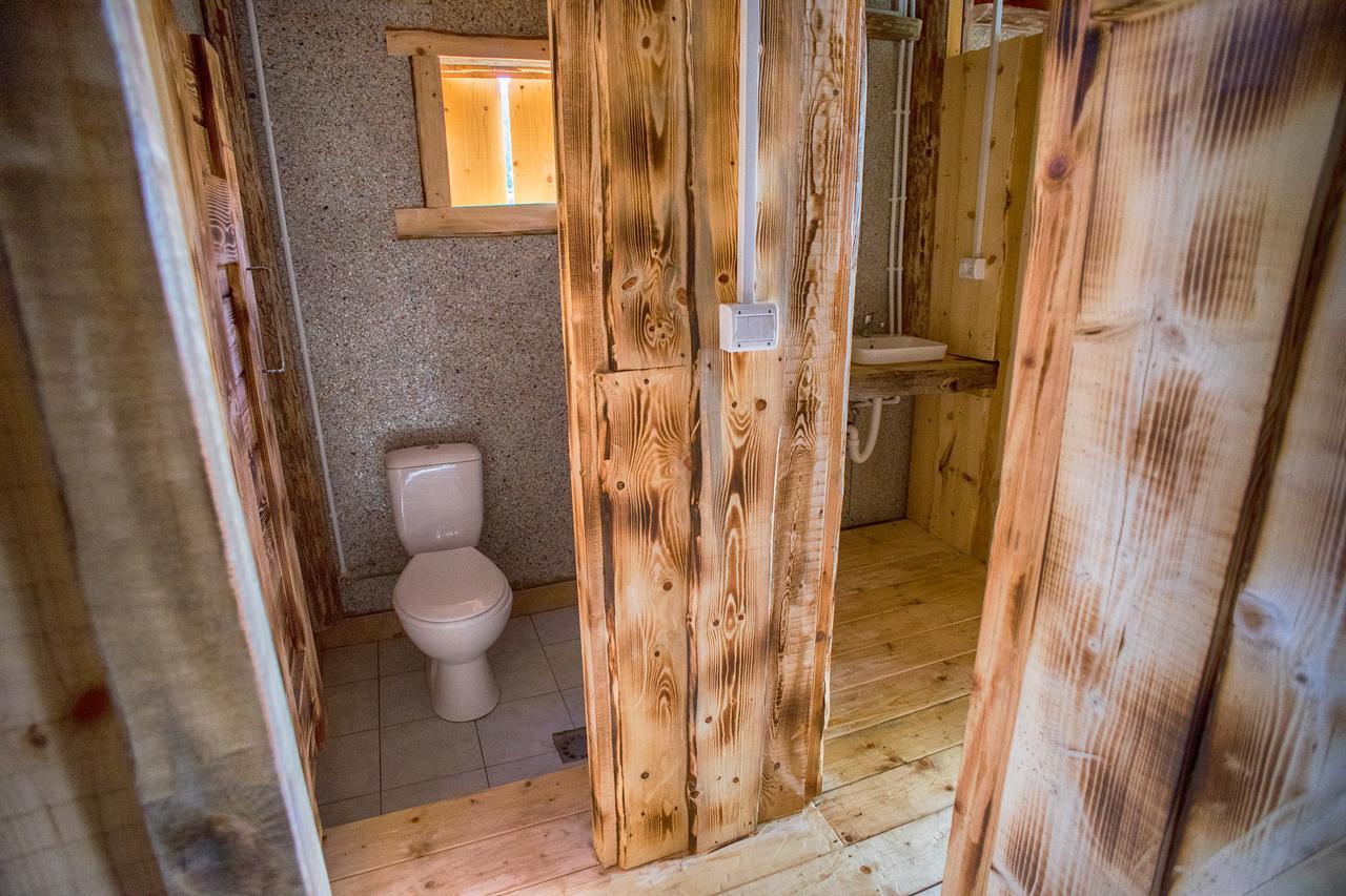 Eco Camp Chalets Pod Gorom جابلياك المظهر الخارجي الصورة