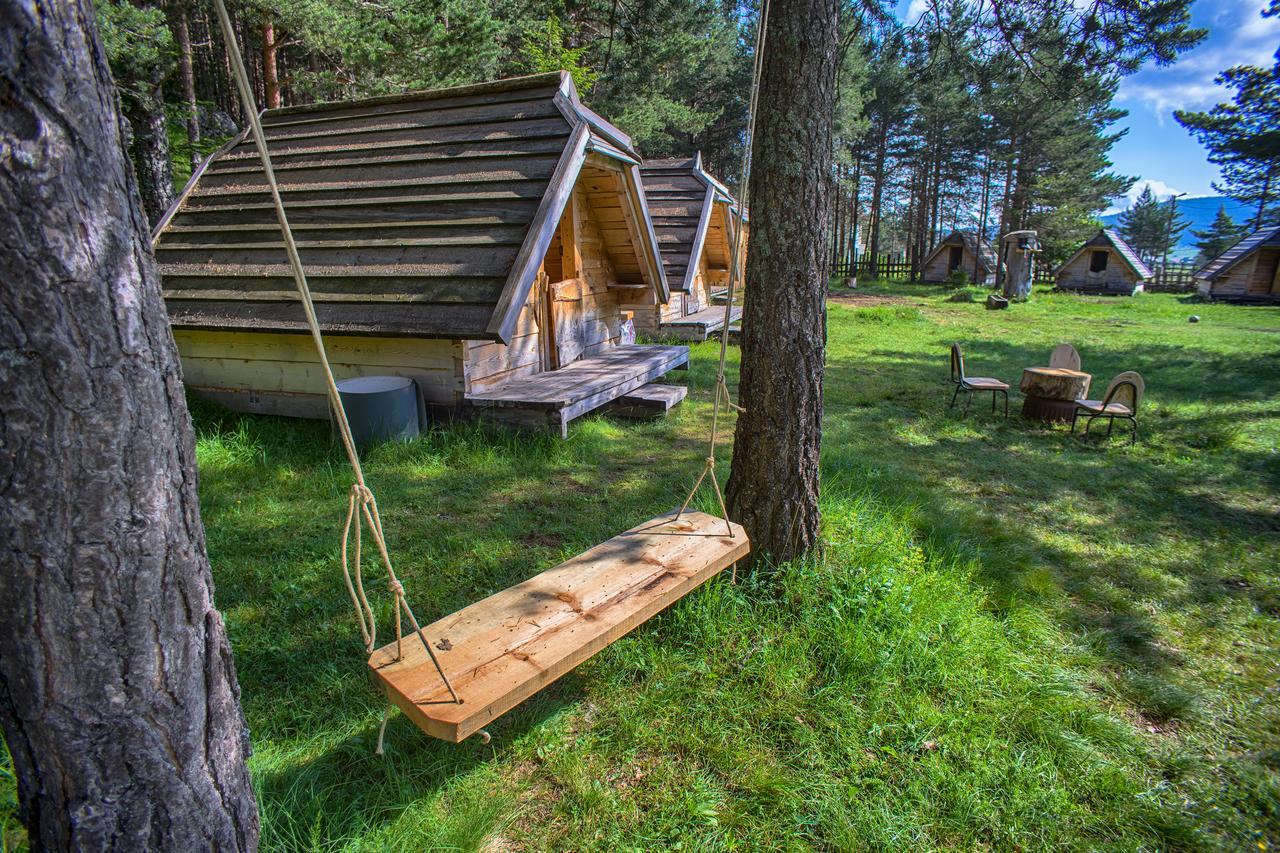 Eco Camp Chalets Pod Gorom جابلياك المظهر الخارجي الصورة